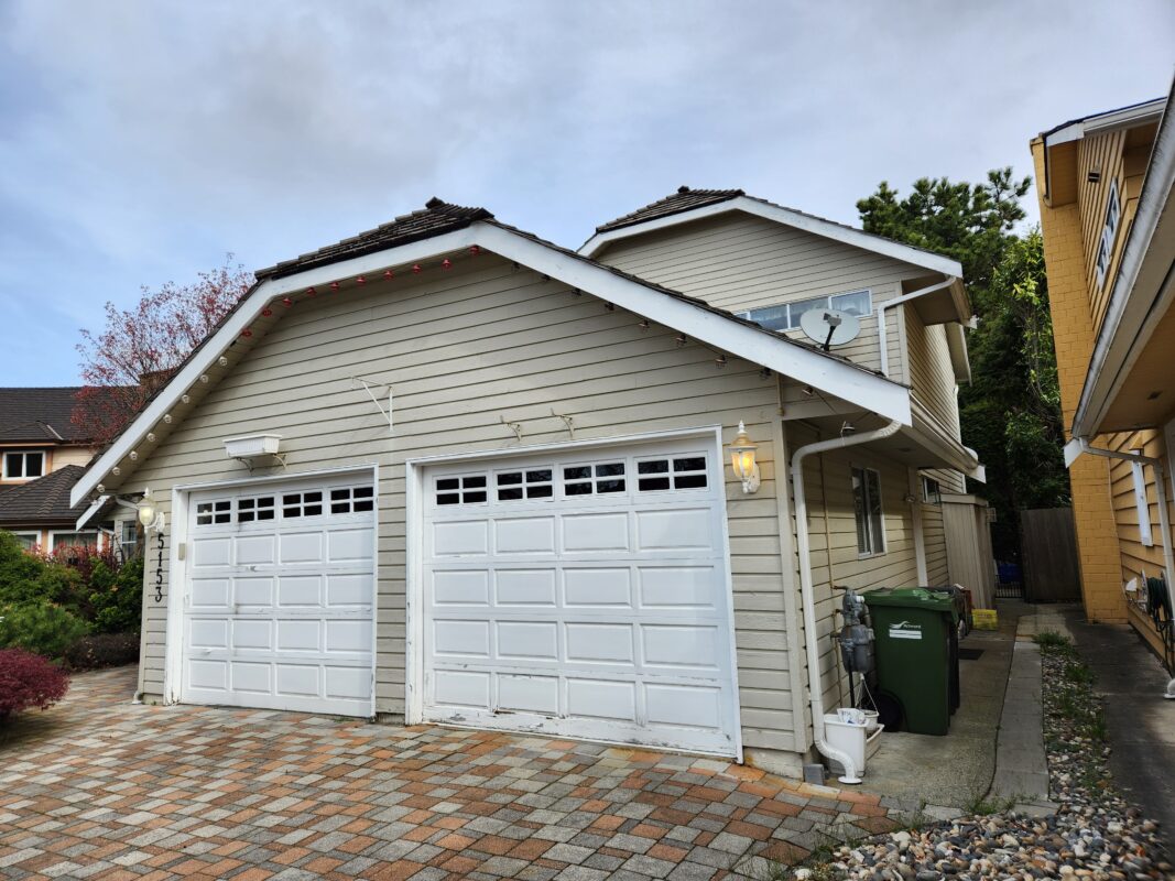 Garage Door Painting